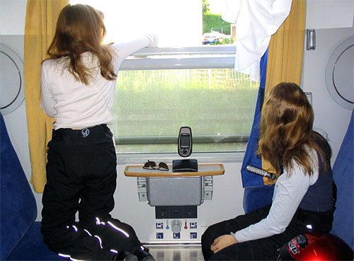 2006-Juna-Saapuminen-Lorrachiin.jpg