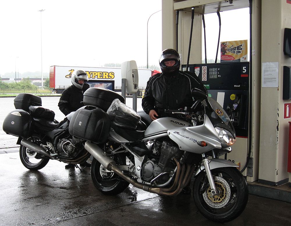 2008-Belgia-tankilla.jpg