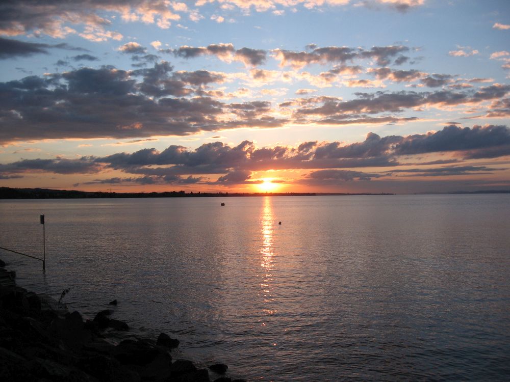 2008-Sveitsi-Lindaun-auringonlasku.jpg