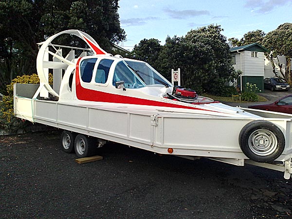 2009-NZ-Pohjoissaari-Personal-Hovercraft.jpg