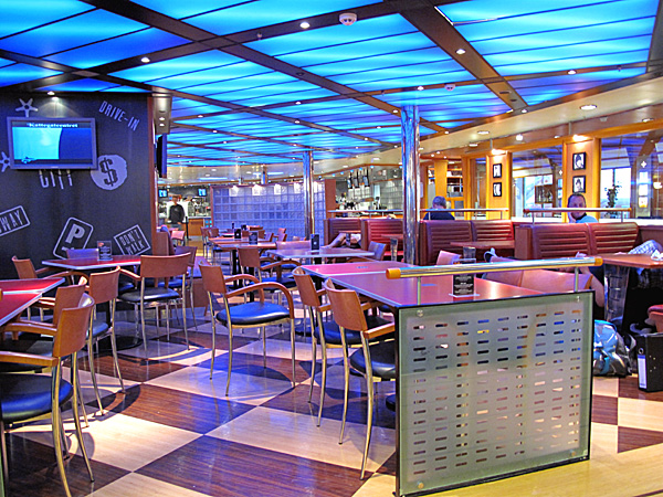 2009-Tanska-Fredrikshavn-Stena-Line-ravintola-600.jpg